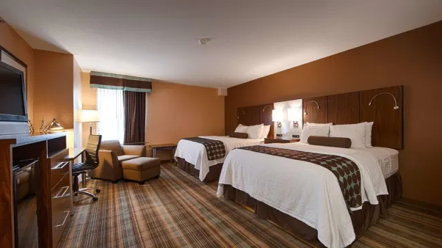 Best Western Plus Gen X Inn - photo 3