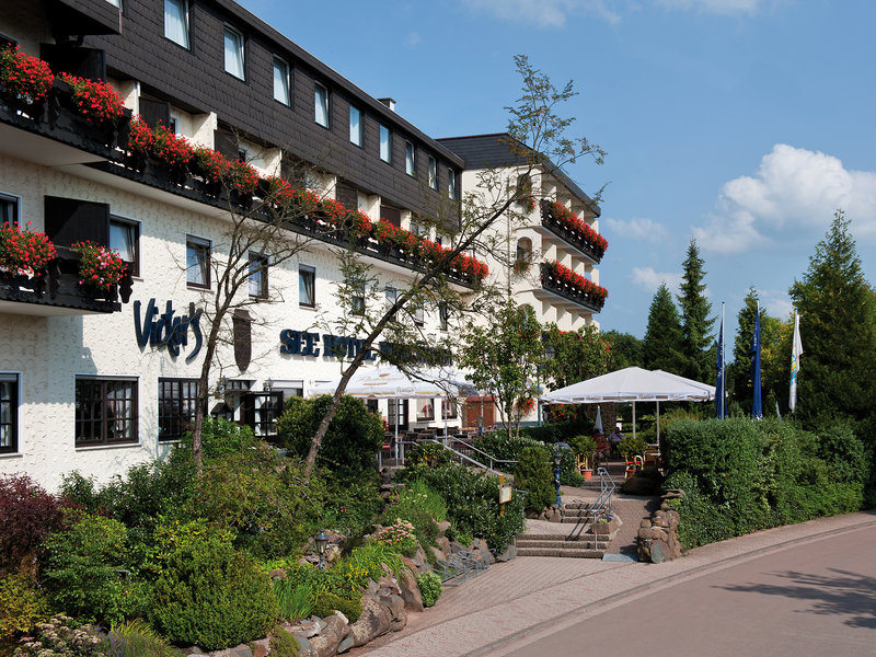Victors Seehotel Weingartner - photo 1