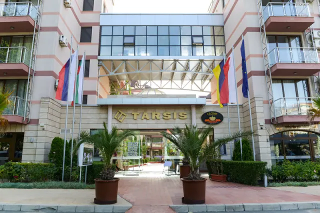 Tarsis Club & Spa - photo 2