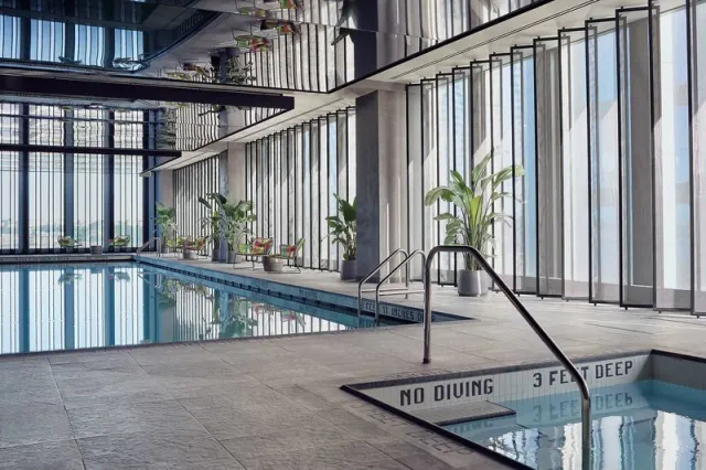 Equinox Hotel - photo 4