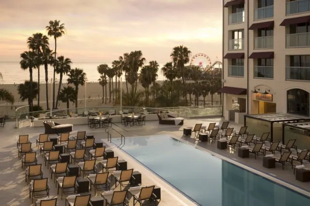 Regent Santa Monica Beach - photo 2