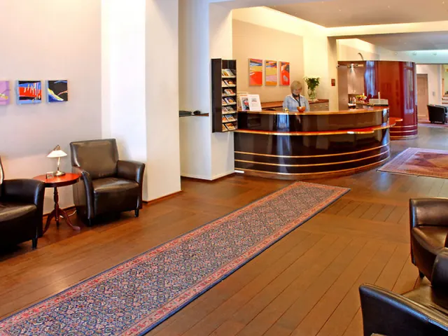 Savoy Hotel - photo 2