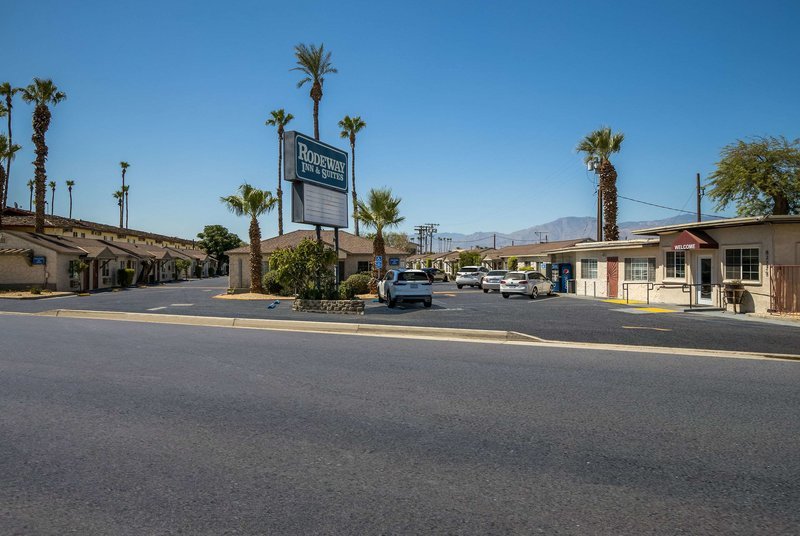 Rodeway Inn & Suites Indio - foto 1