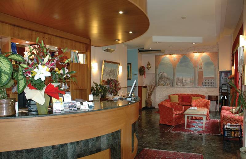 Hotel Ariston - foto 1