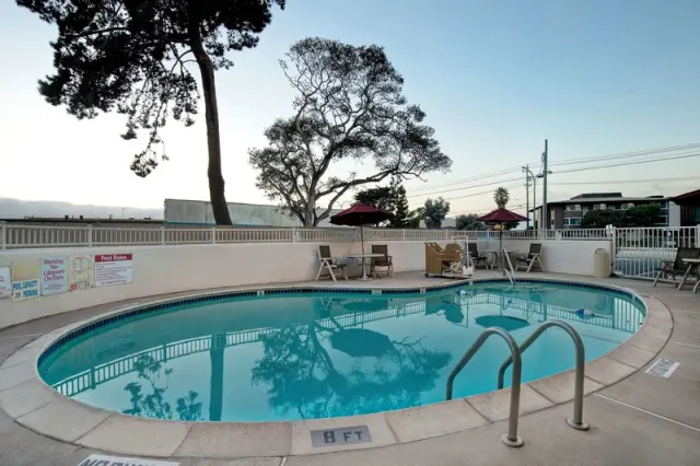 Motel 6 Monterey - foto 4