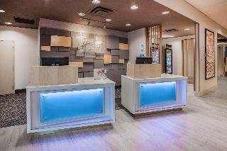Holiday Inn Express  Suites Moody Leeds - photo 4