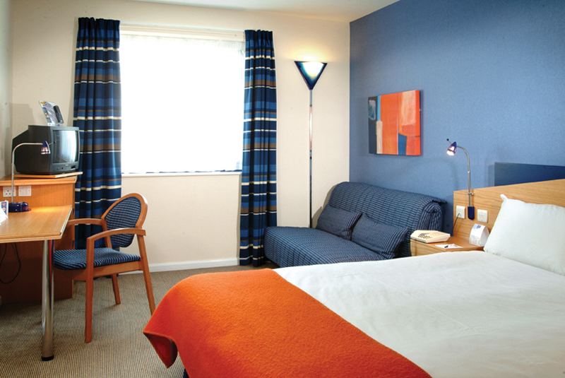 Holiday Inn Express London - Wandsworth - photo 1