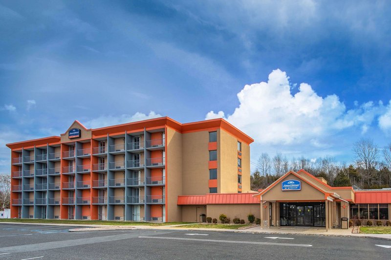 Howard Johnson by Wyndham Lexington - photo 1