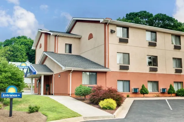 Days Inn by Wyndham Torrington, Connecticut