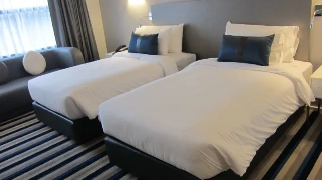 Best Western Plus At 20 Sukhumvit - photo 3