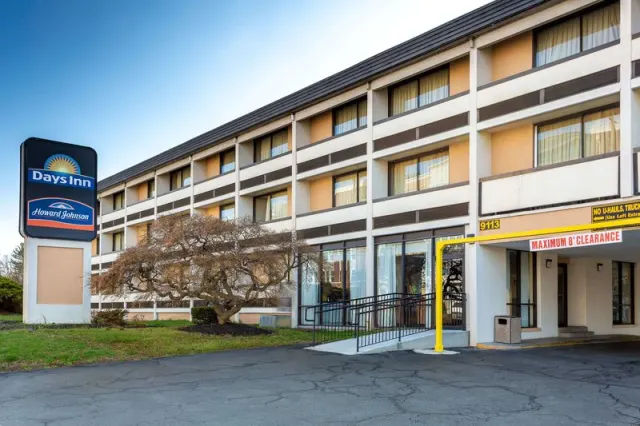 Days Inn by Wyndham College Park - photo 2