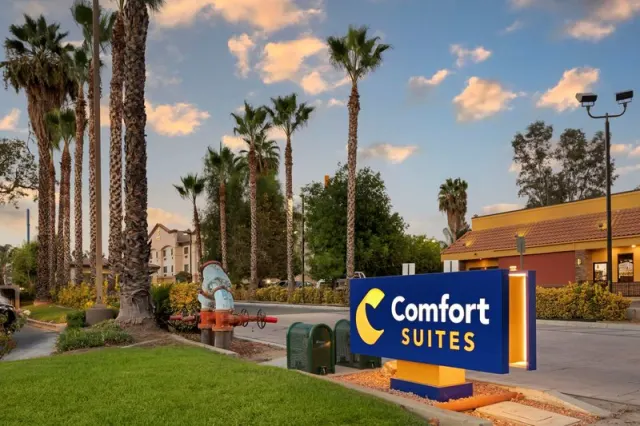Comfort Suites Redlands - foto 2