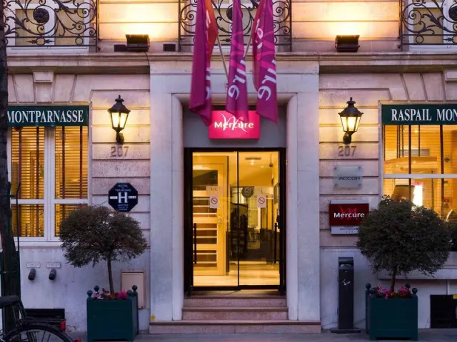 Mercure Paris Montparnasse Raspail Hotel, Paris