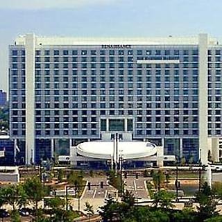 Renaissance Schaumburg Convention Center Hotel - photo 1