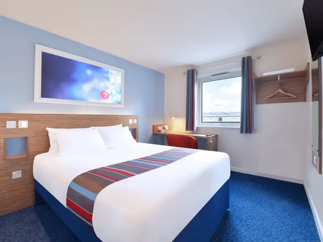 Travelodge Poole North - photo 4