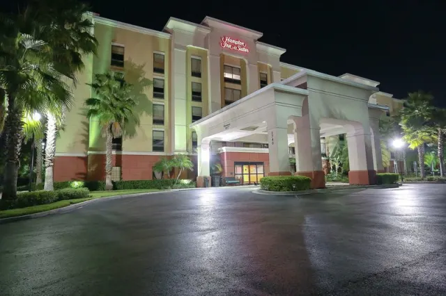 Hampton Inn  Suites Tampa  Wesley Chapel - photo 4