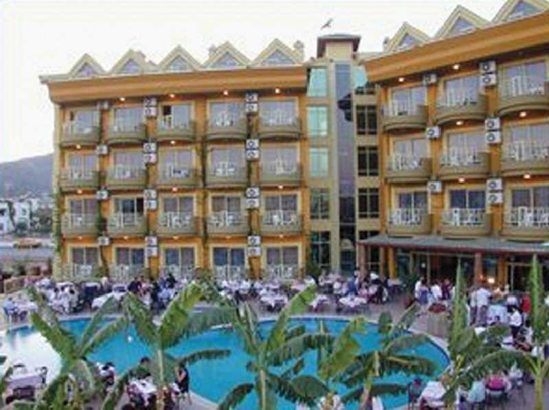 Grand Faros Hotel - photo 1