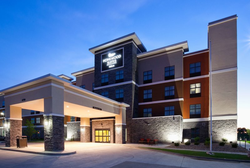 Homewood Suites by Hilton Davenport - photo 1