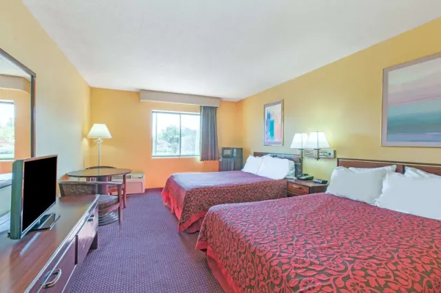 Days Inn by Wyndham CanastotaVerona - photo 3