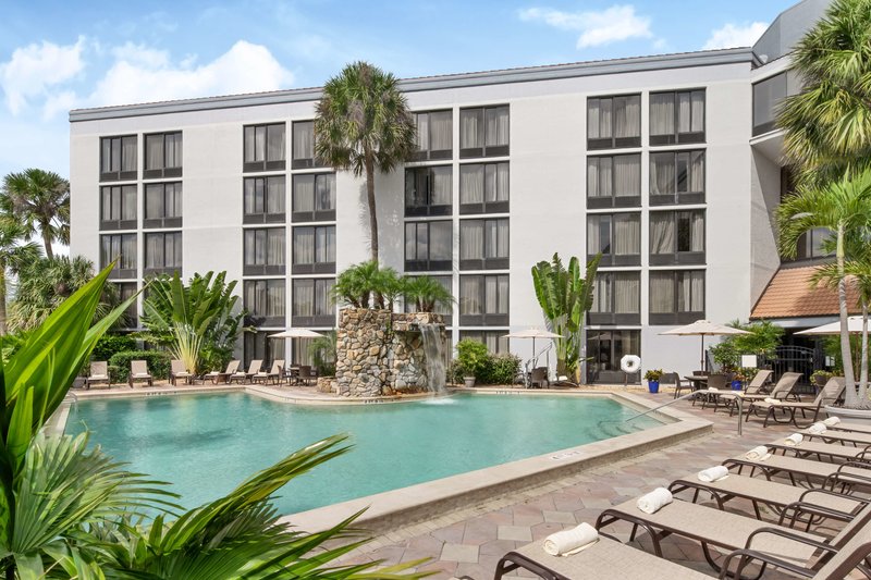 Doubletree by Hilton Fort Myers at Bell Tower Shops - photo 1