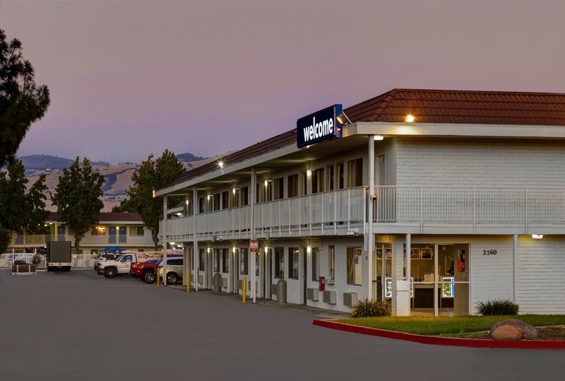 Park Inn by Radisson San Jose - foto 1