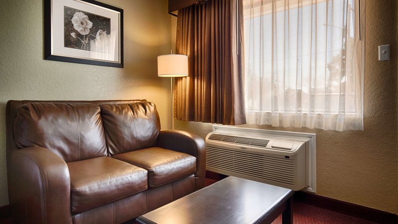 SureStay Hotel by Best Western Floresville - ảnh 1