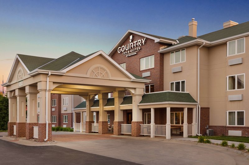 Country Inn  Suites by Radisson Lincoln North Hotel and Conference Center NE - photo 1