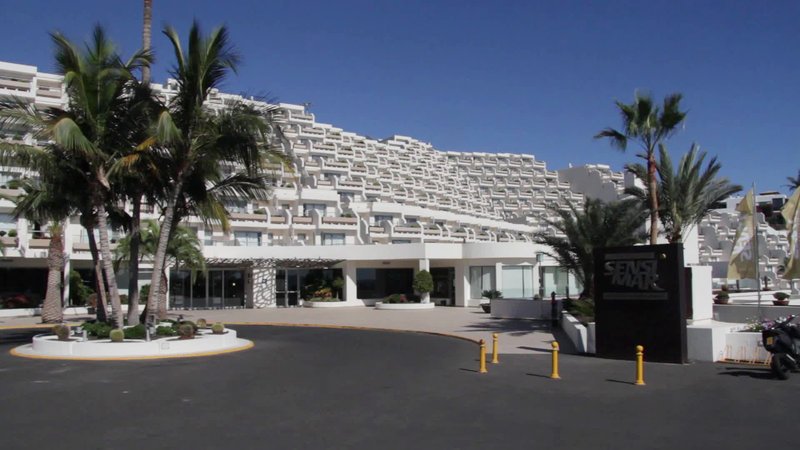 Hotel Riu Palace Calypso - photo 1