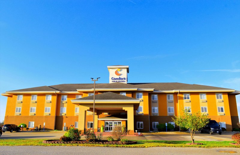 Comfort Inn & Suites Greenville I-70 - photo 1