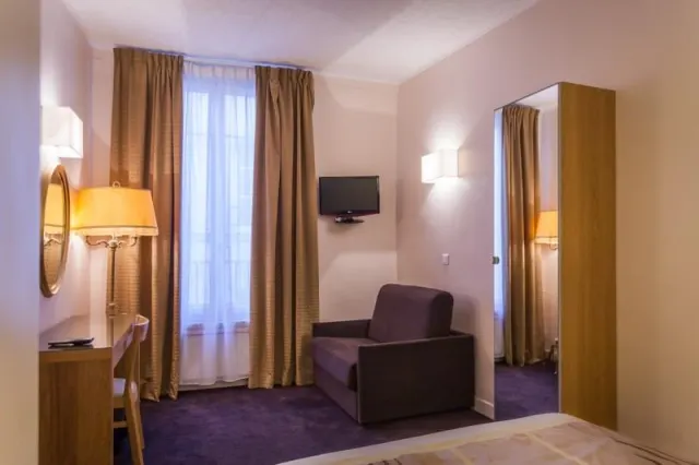 Hotel Lion D'Or Louvre - photo 3