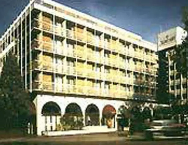 Marriott Regents Park, London