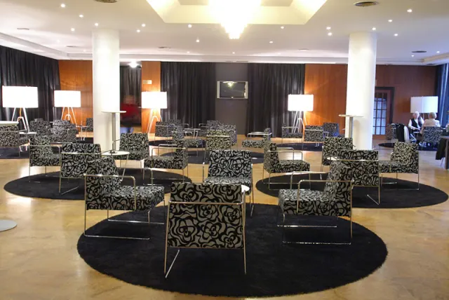 Líbere Vitoria Aparthotel - photo 2