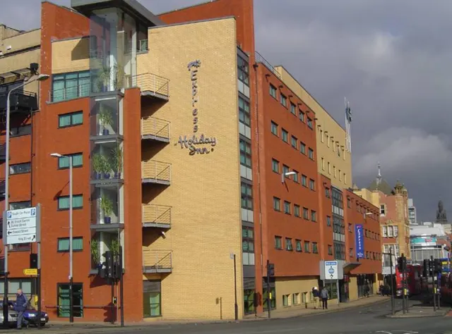 Holiday Inn Express Glasgow - City Centre Riverside - photo 2