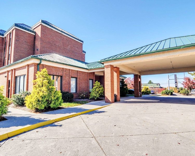 Residence Inn Blacksburg University - photo 1