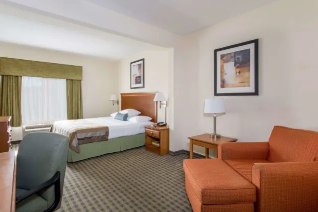 Wingate by Wyndham AtlantaFairburn - photo 4