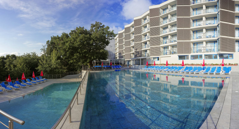 Hotel Slavey - photo 1