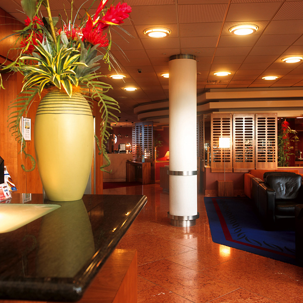 Maldron Hotel Belfast International Airport - photo 2
