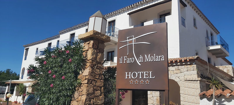 Hotel il Faro di Molara - photo 1