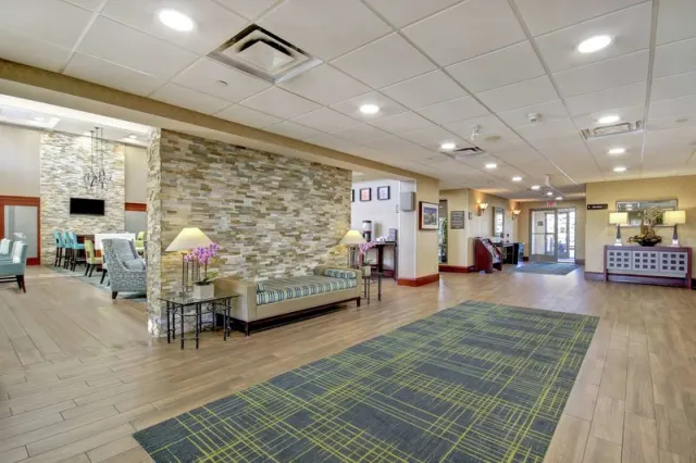 Hampton Inn & Suites by Hilton Guelph - photo 2