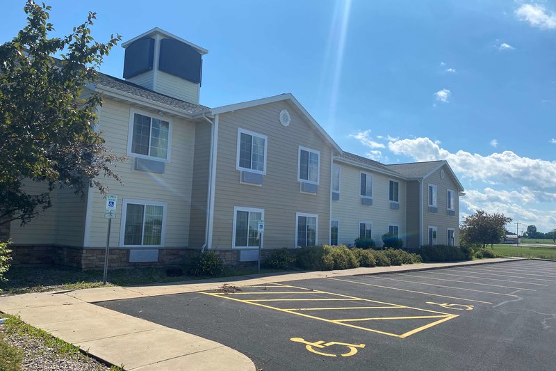 AmericInn by Wyndham Oshkosh - photo 1