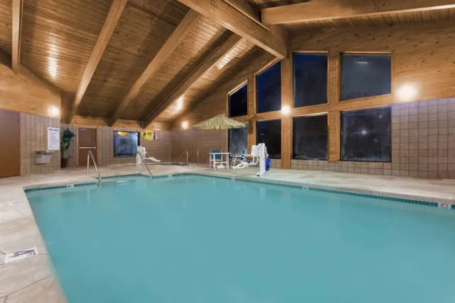 AmericInn by Wyndham Sheboygan - foto 2