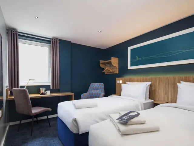 Travelodge Edinburgh Central Queen Street - photo 4