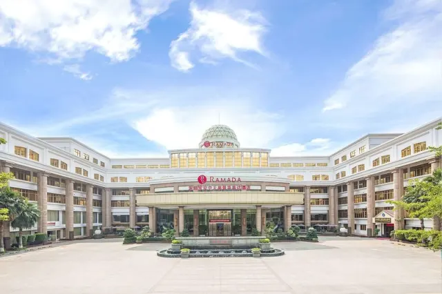 Ramada by Wyndham Shenzhen Baoan - foto 2