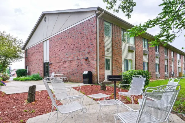 Americas Best Value Inn & Suites Bluffton - photo 3