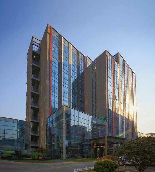 Lunuo R Hotel - photo 4