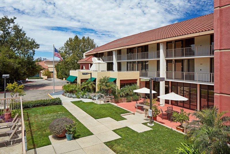 La Quinta Inn & Suites by Wyndham Thousand Oaks - Newbury Park - foto 1