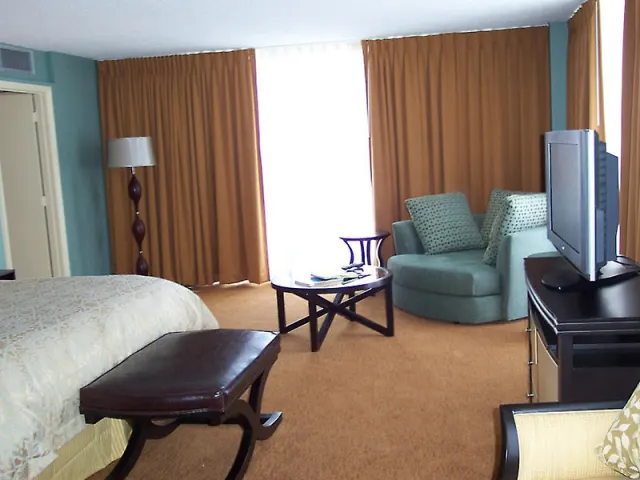 Hilton Downtown Miami - फ़ोटो 2