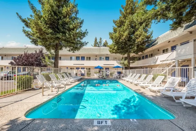 Motel 6 Rohnert Park - photo 4