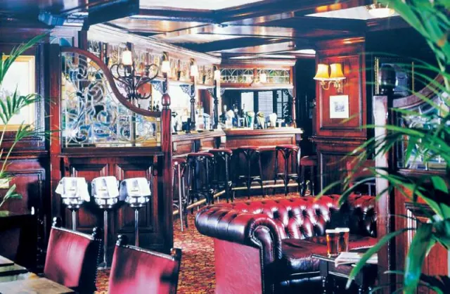 Holiday Inn London - Kensington Forum - photo 4