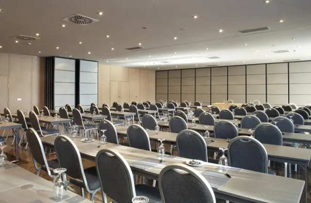 AC Hotel Madrid Feria - photo 2